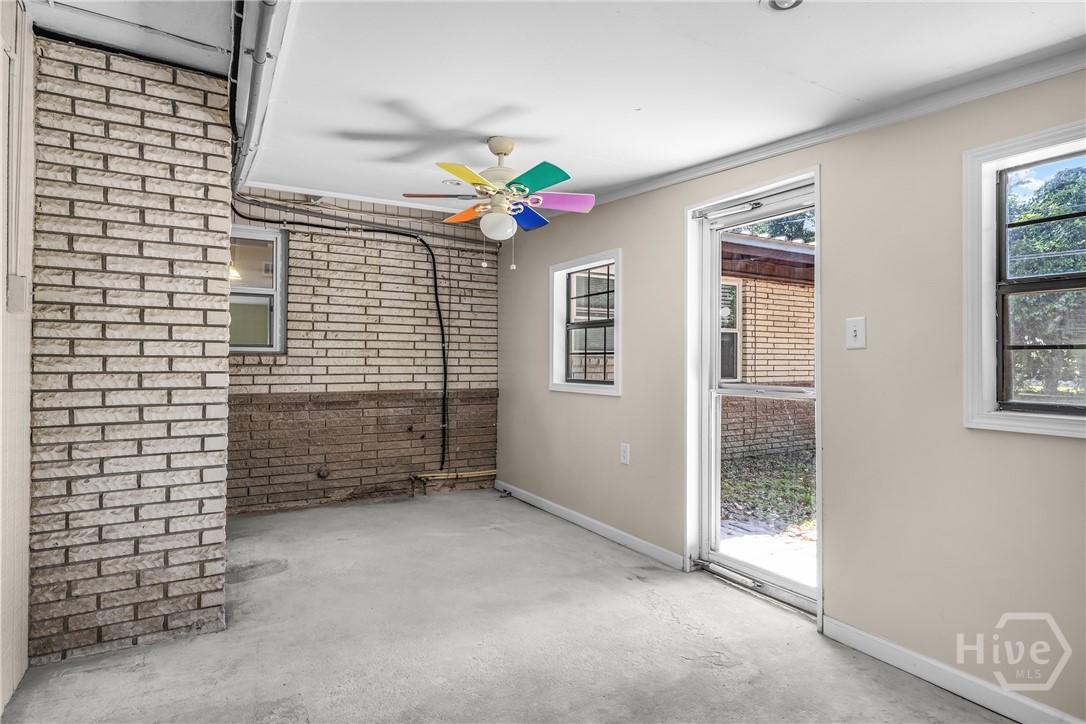 21 Willow Road