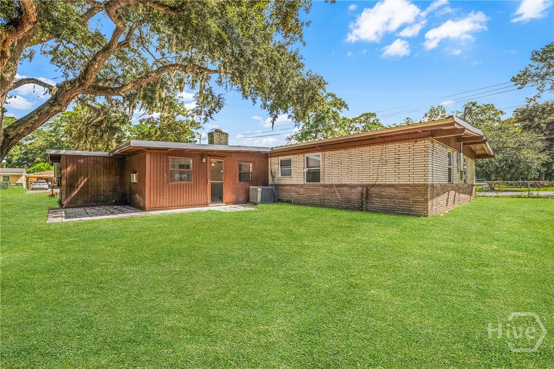 21 Willow Road