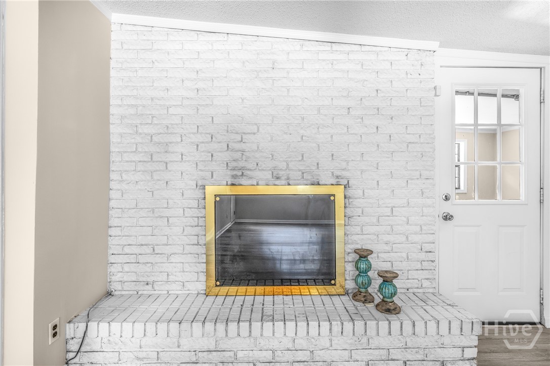 21 Willow Road