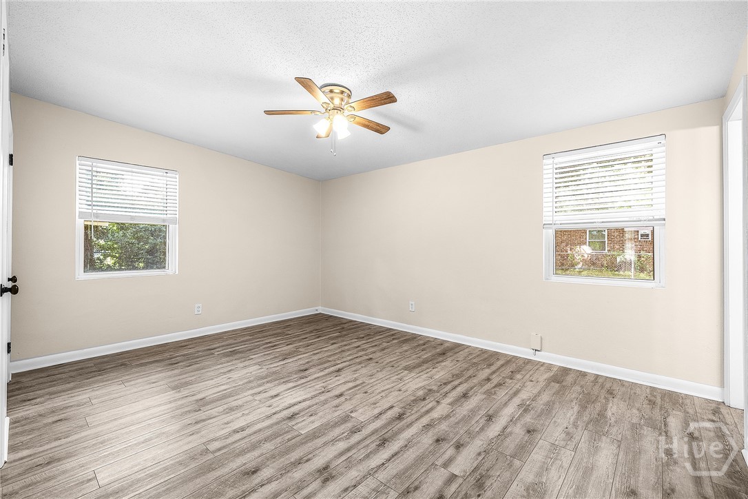 21 Willow Road