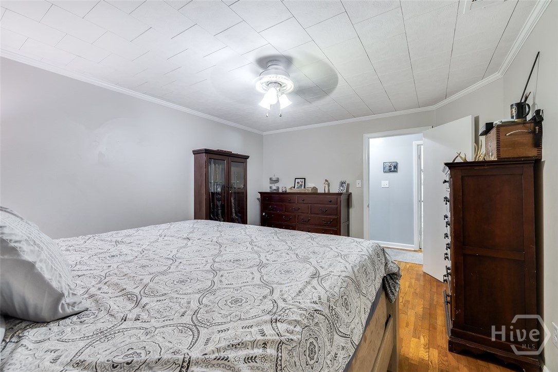 609 Cleveland Street