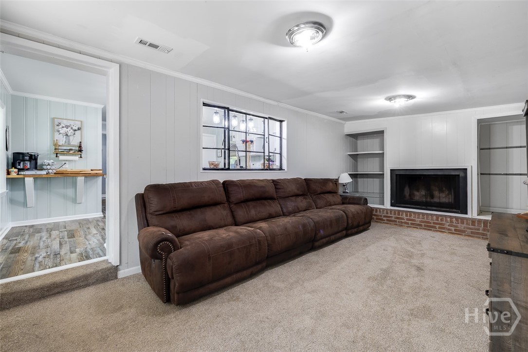 609 Cleveland Street