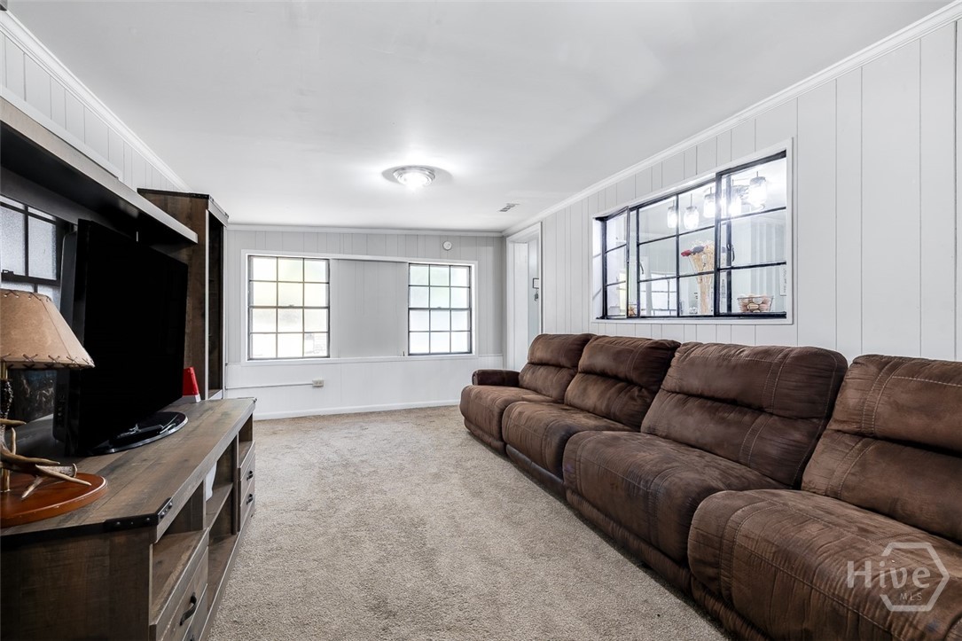 609 Cleveland Street