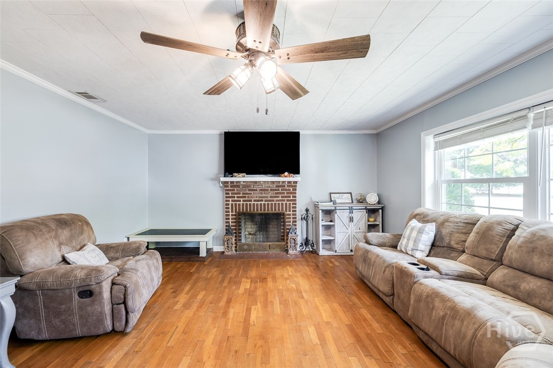 609 Cleveland Street