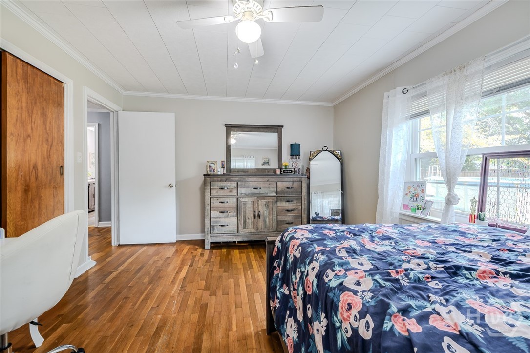 609 Cleveland Street