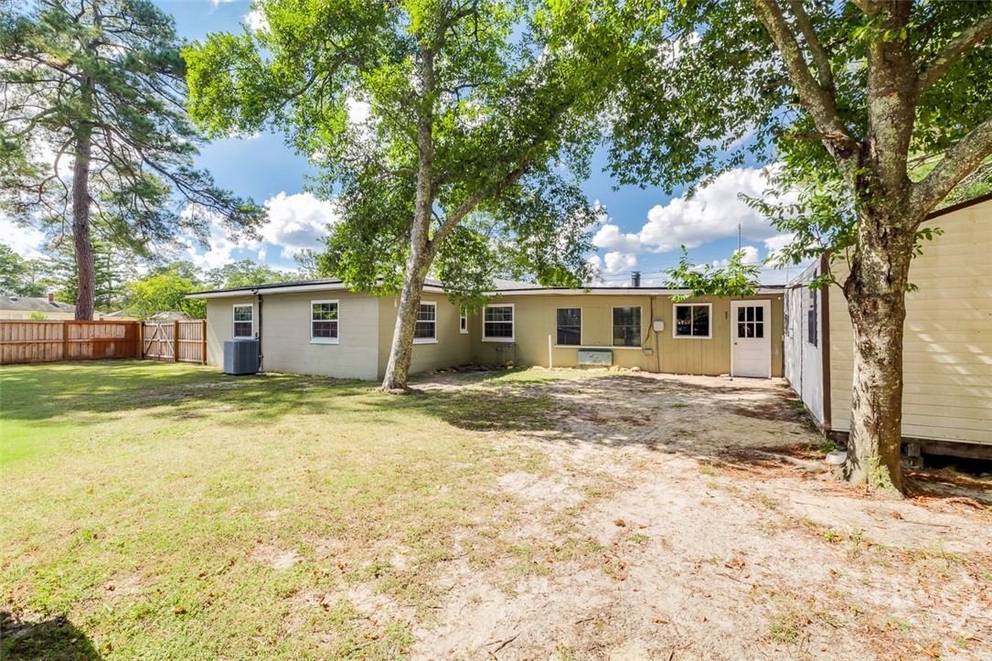 609 Cleveland Street