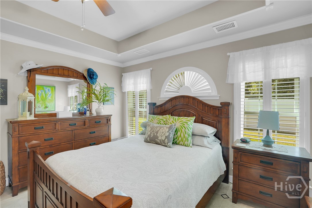 11 Oakmont Road