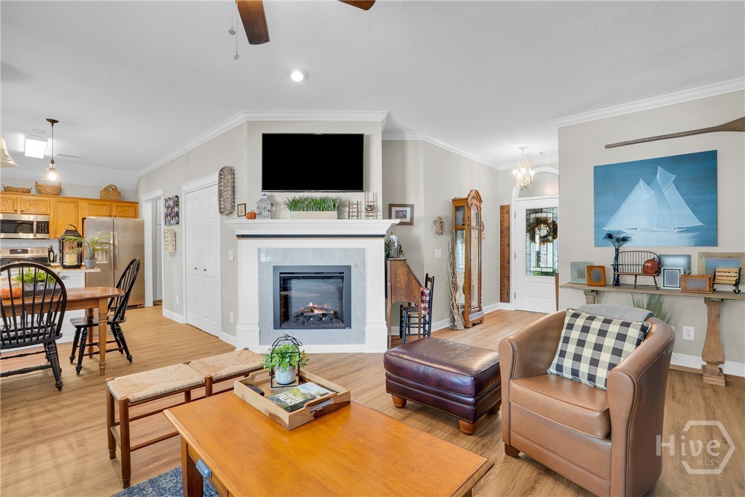 11 Oakmont Road