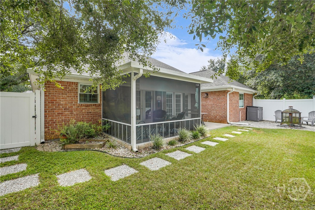 11 Oakmont Road