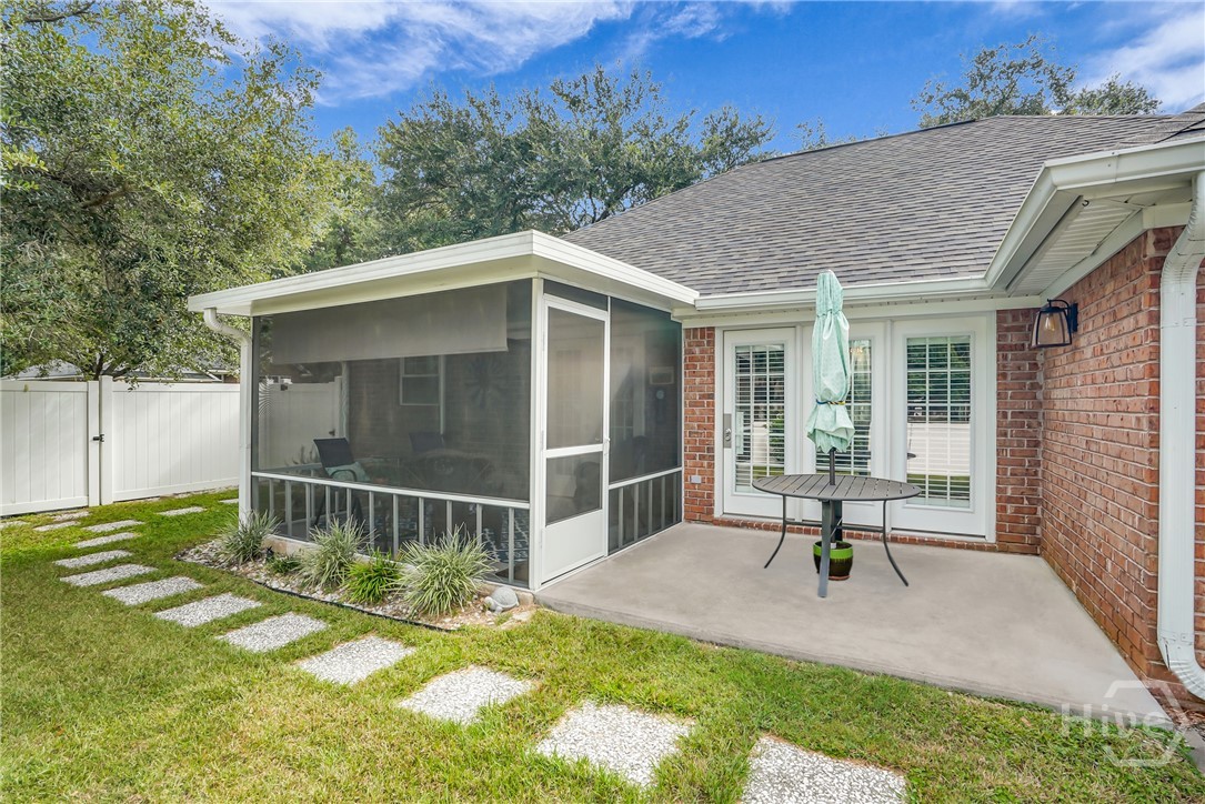 11 Oakmont Road