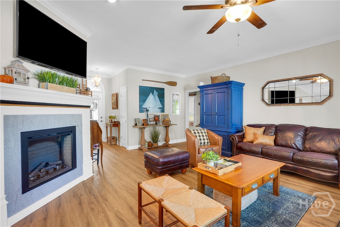 11 Oakmont Road