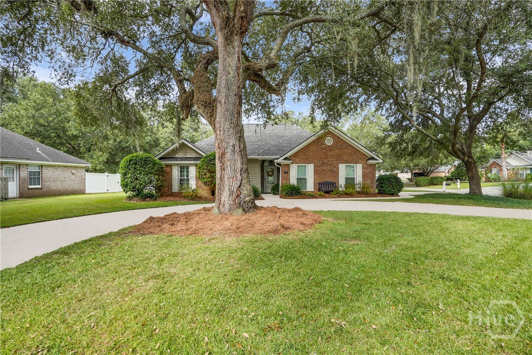 11 Oakmont Road