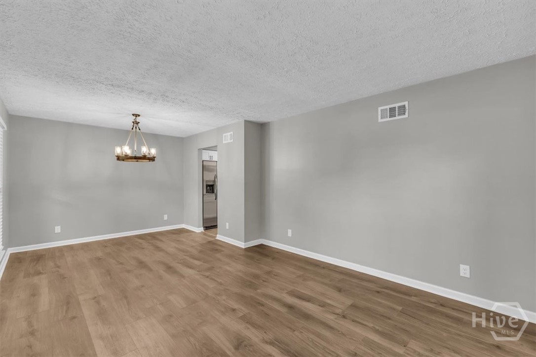 604 Sugarbush Circle