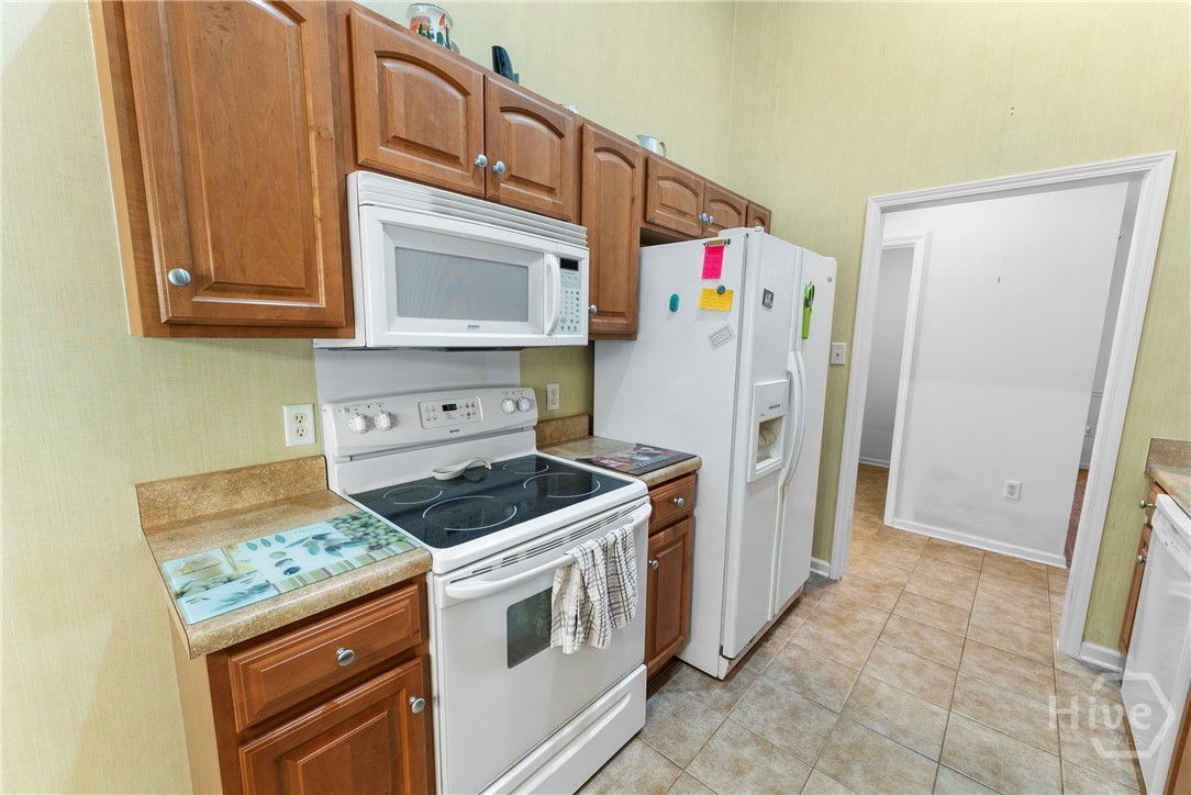 138 Meadowside Lane