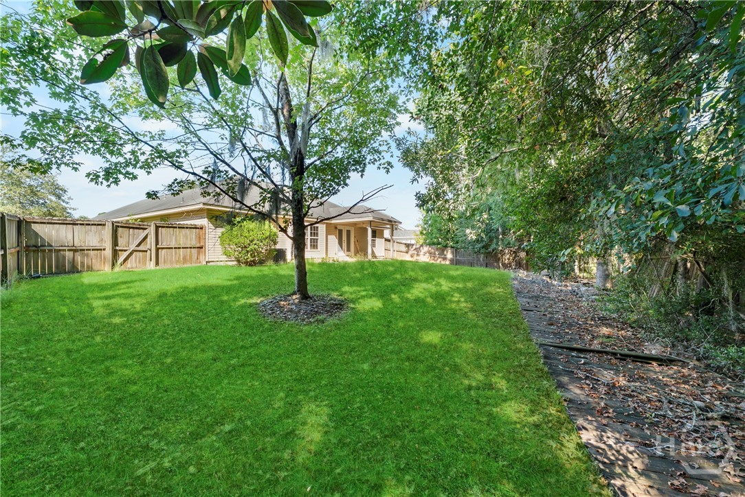 138 Meadowside Lane