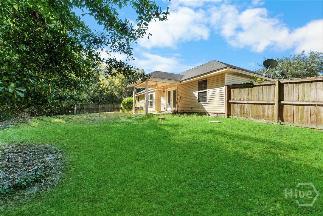 138 Meadowside Lane