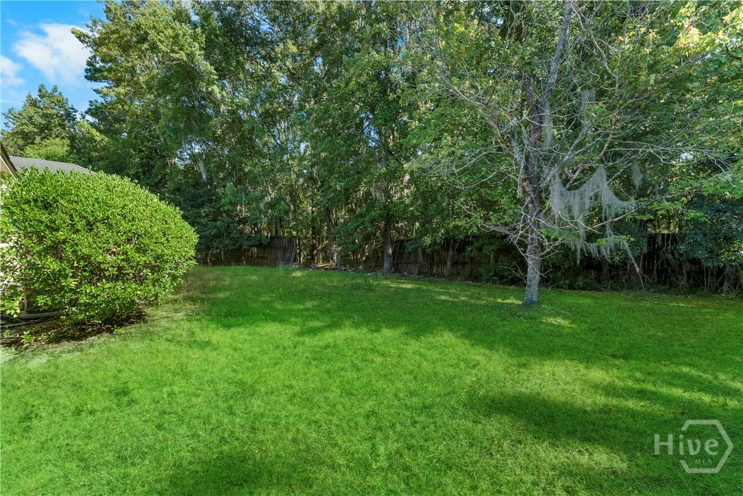 138 Meadowside Lane