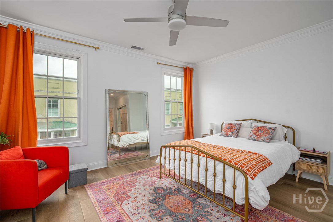 329 W Charlton Street