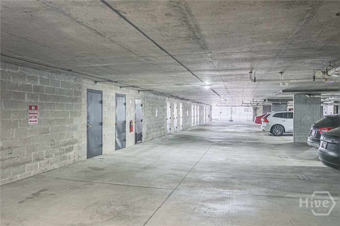 329 W Charlton Street