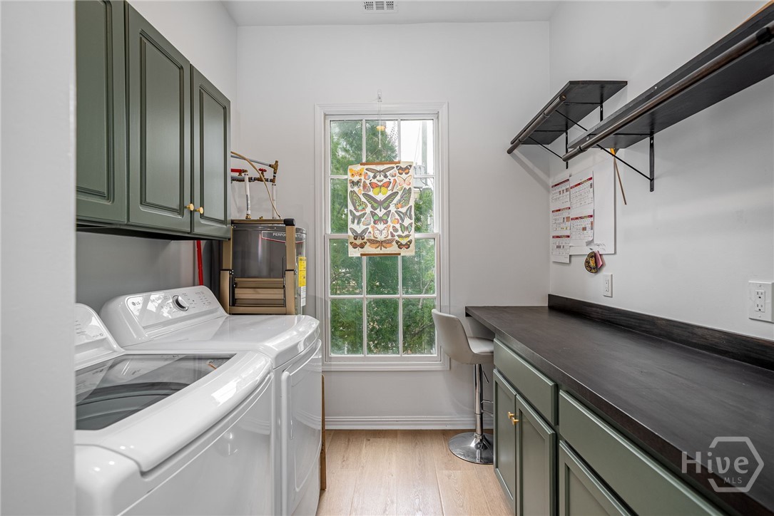 329 W Charlton Street