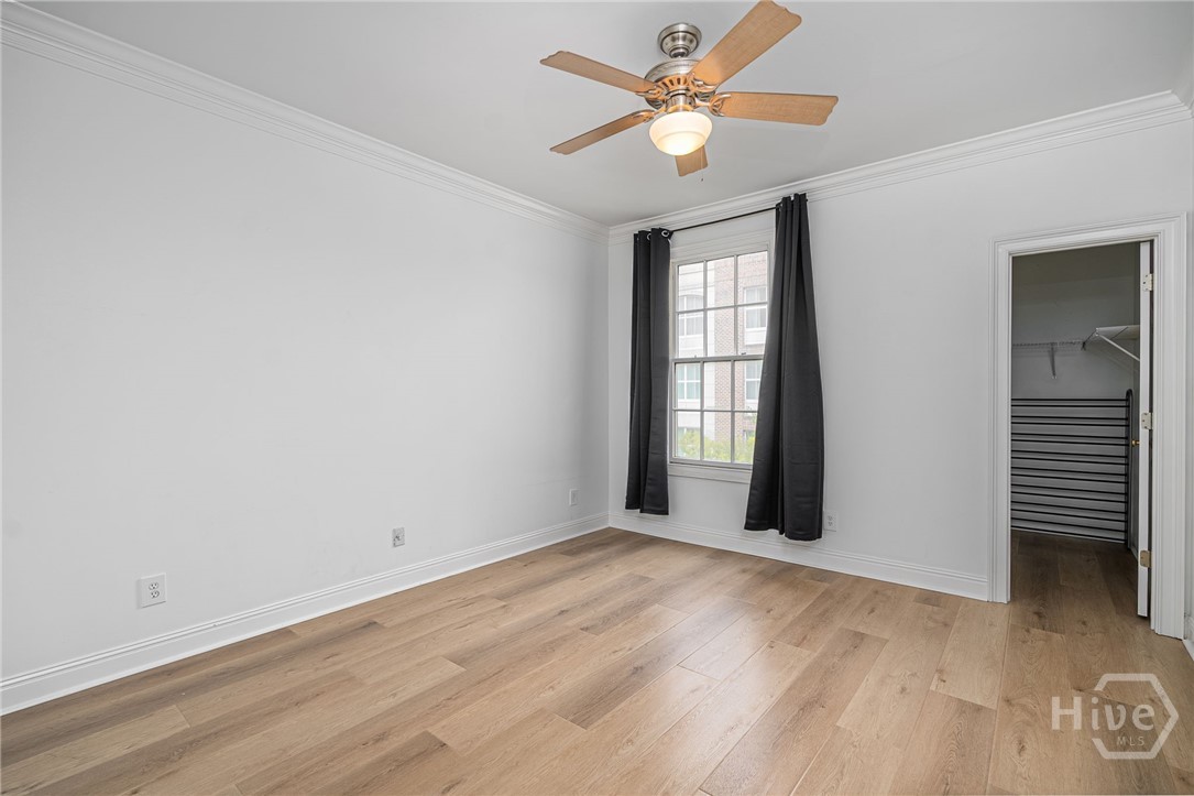 329 W Charlton Street