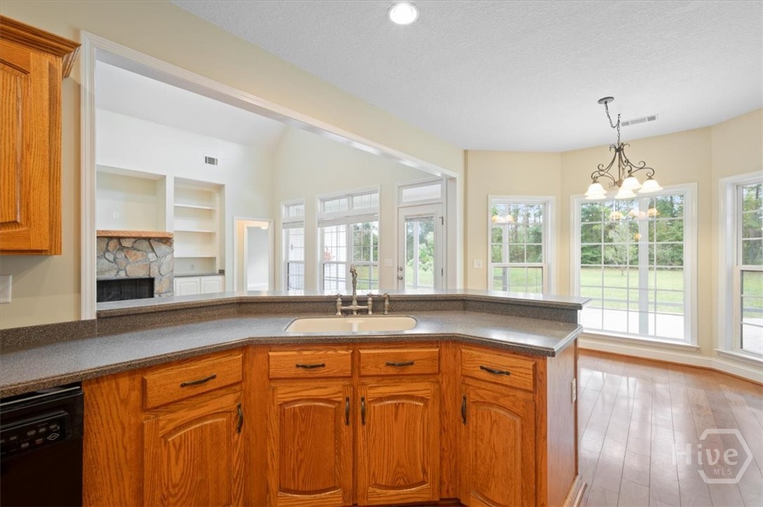 876 Old Darien Highway