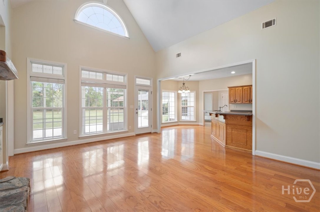 876 Old Darien Highway