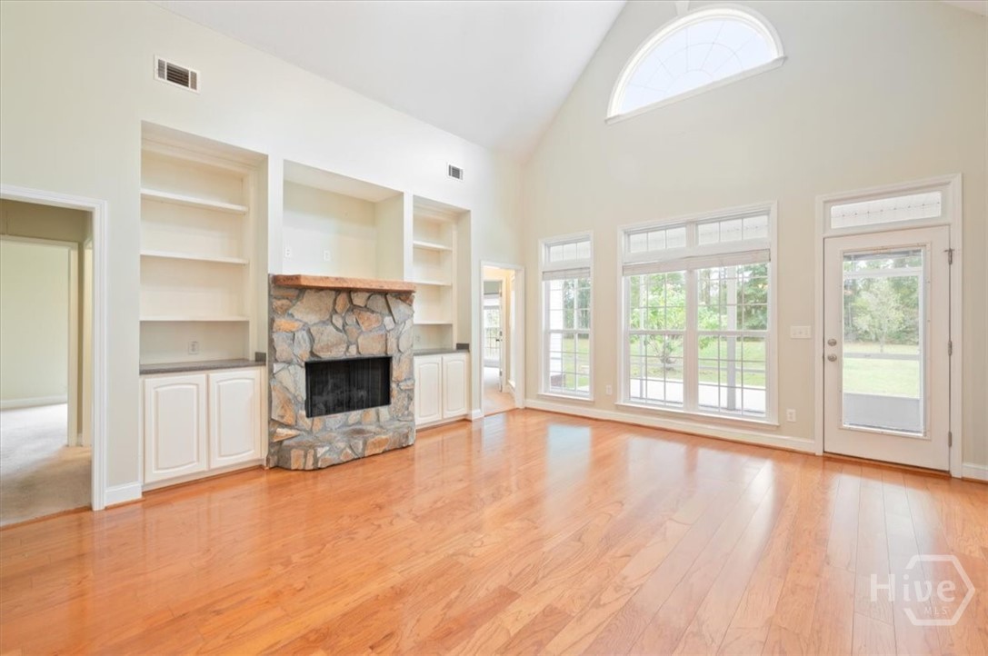 876 Old Darien Highway