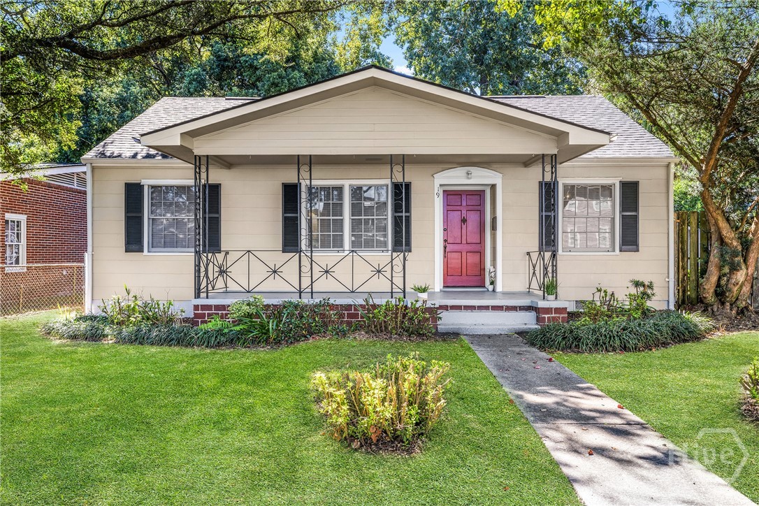 19 Columbus Drive