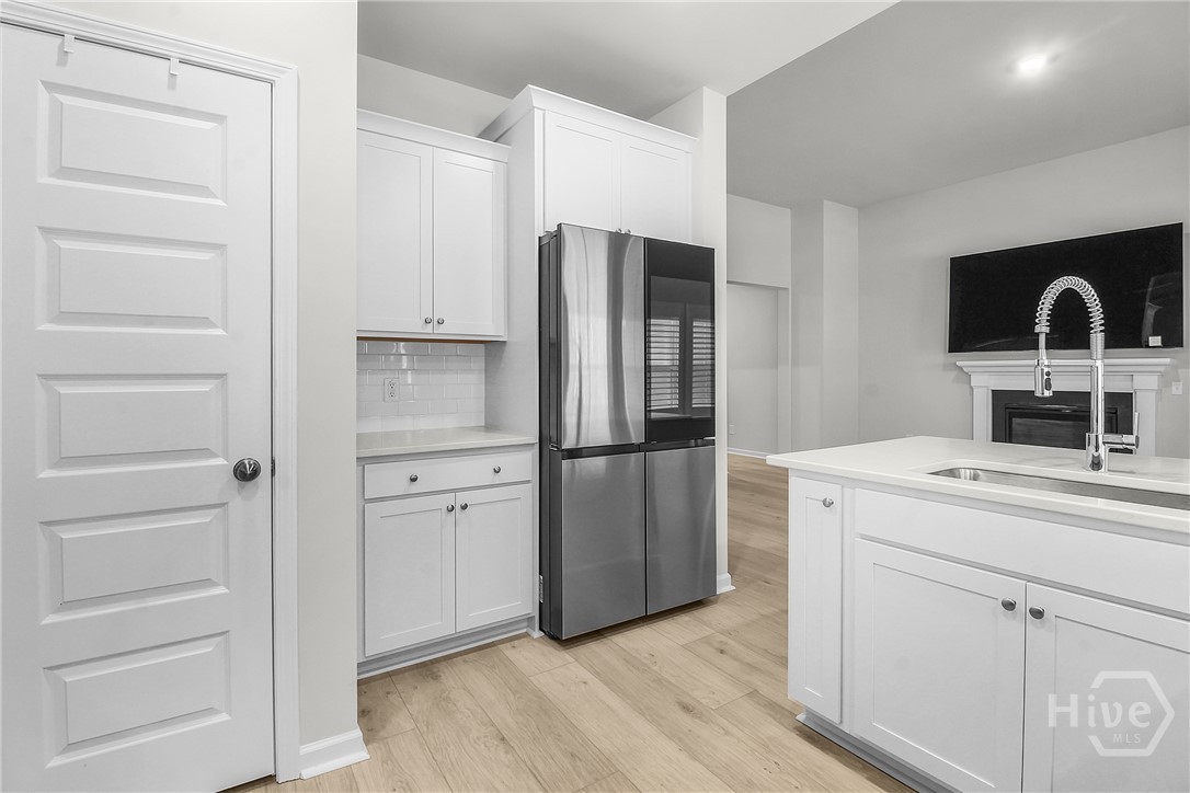 801 Blue Moon Crossing