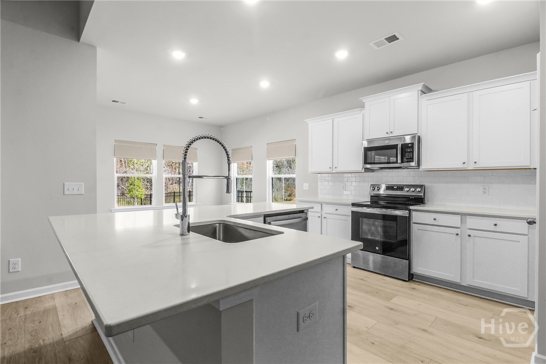 801 Blue Moon Crossing