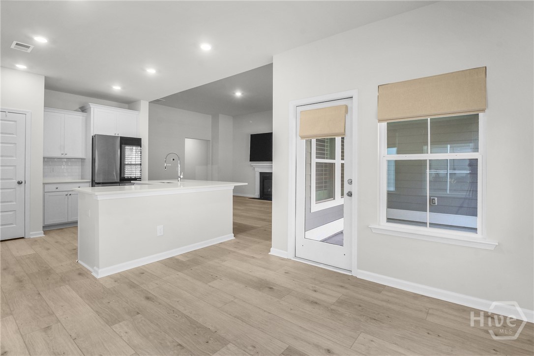 801 Blue Moon Crossing