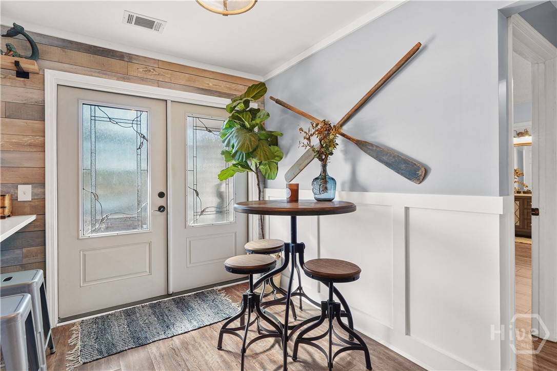 26 Bluelake Boulevard