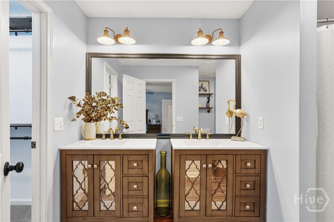 26 Bluelake Boulevard