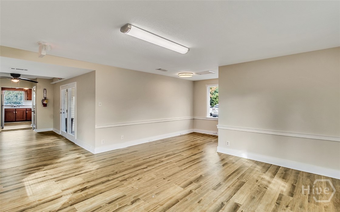 406 E US Highway 80 Highway Suite A and/ or B