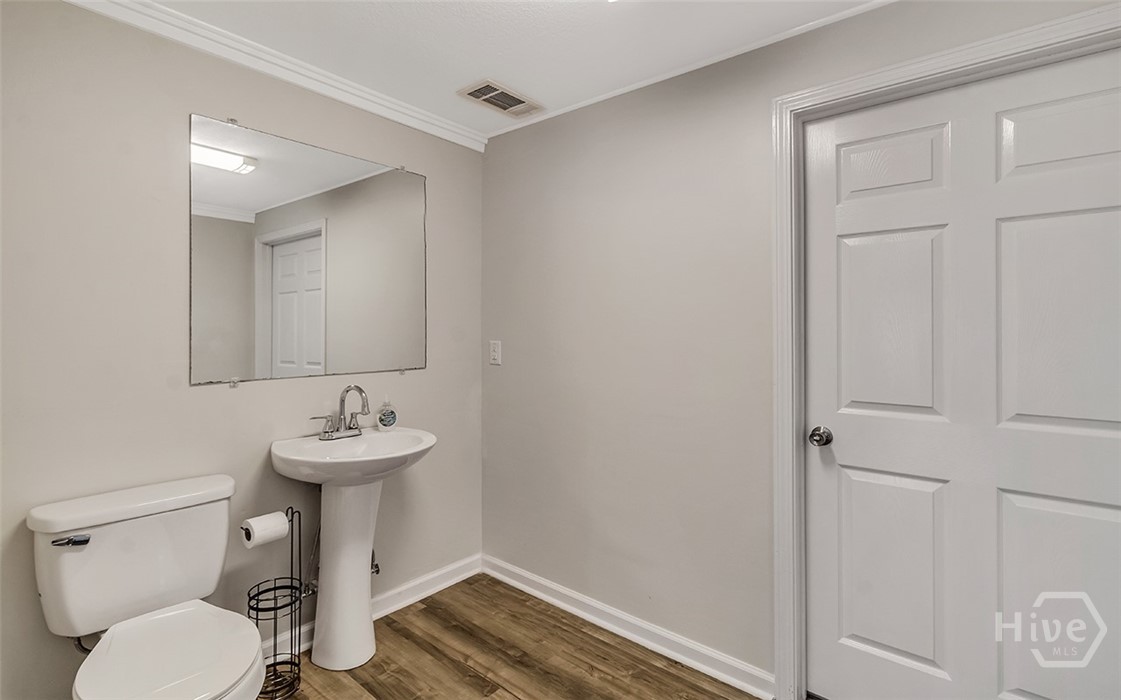 406 E US Highway 80 Highway Suite A and/ or B