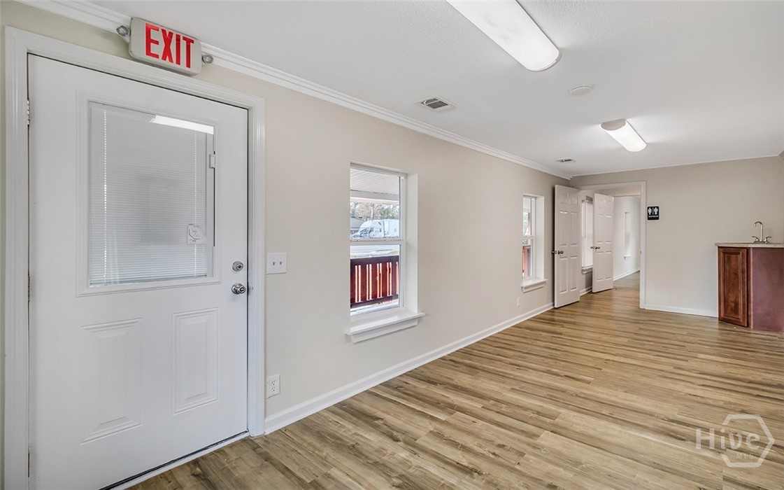 406 E US Highway 80 Highway Suite A and/ or B