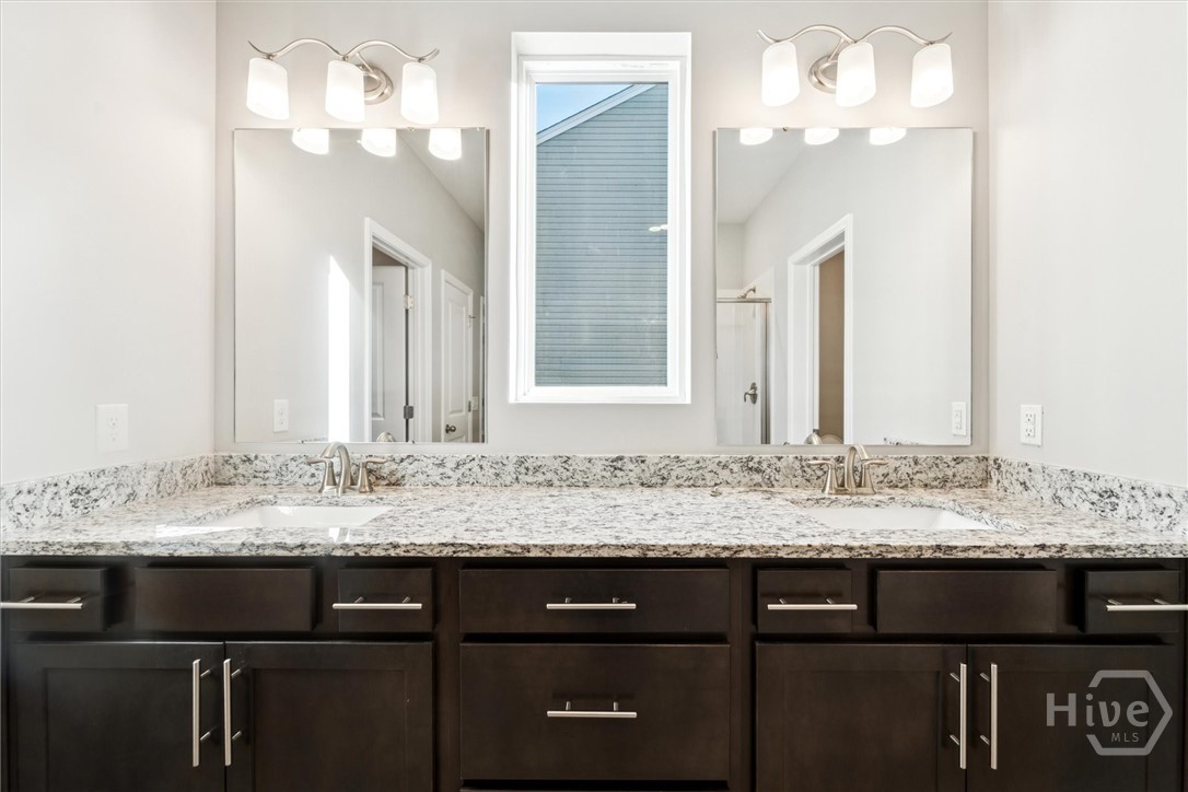 327 Serengeti Boulevard