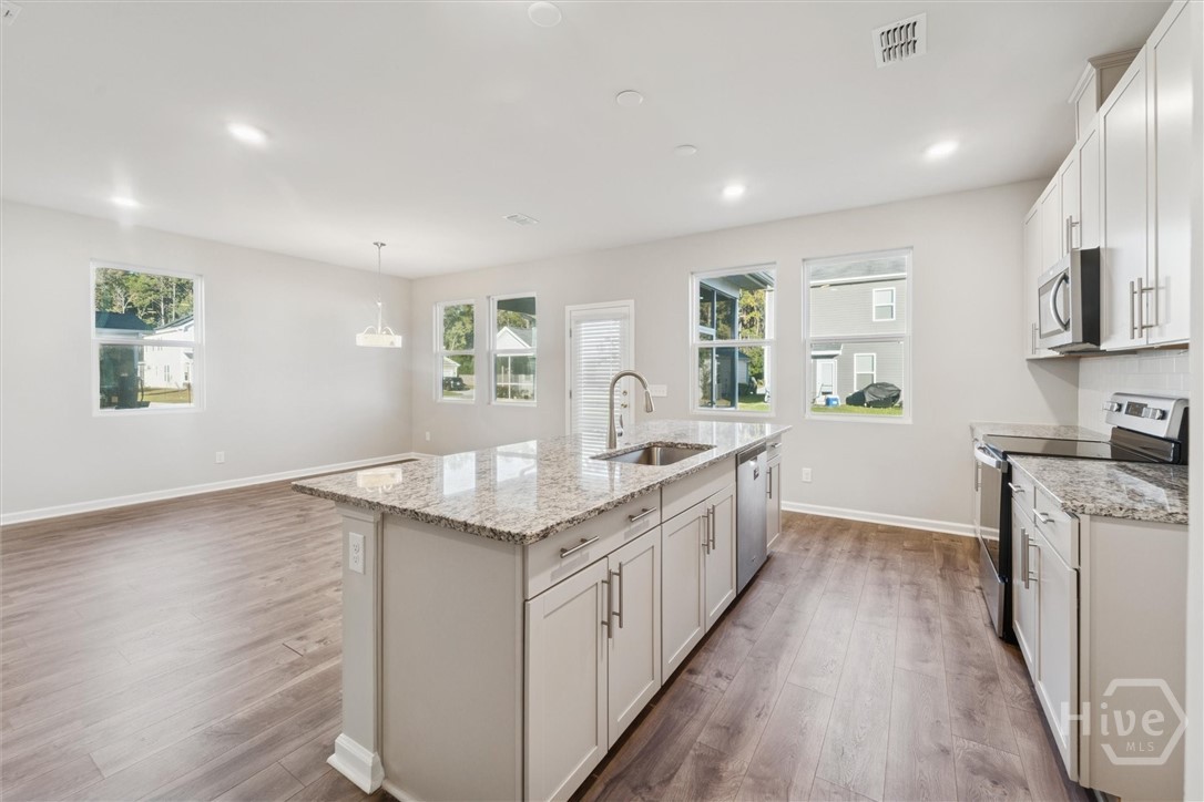 327 Serengeti Boulevard