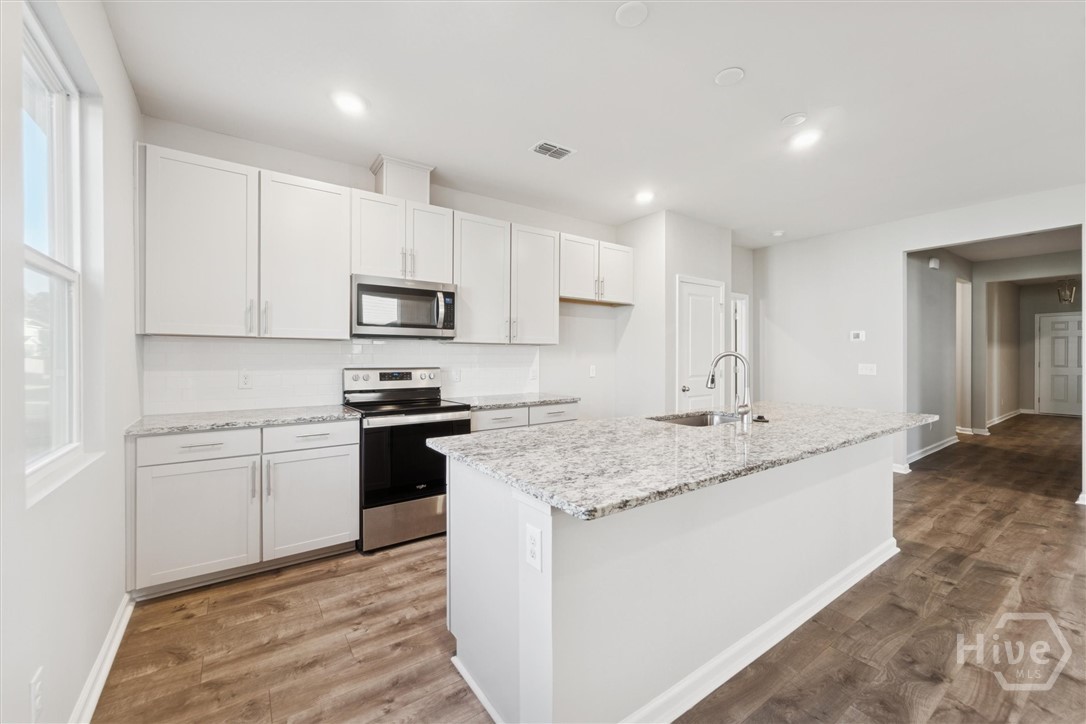 327 Serengeti Boulevard