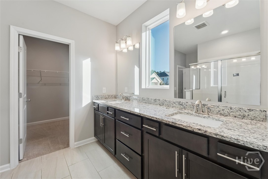 327 Serengeti Boulevard