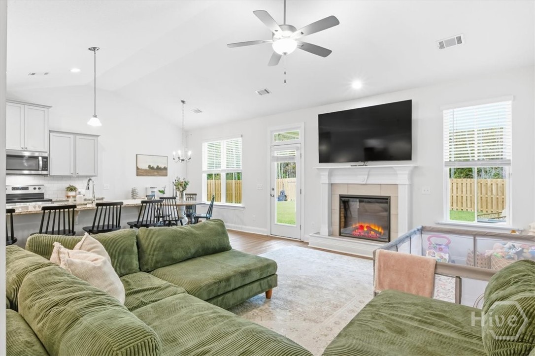 82 Oakmont Drive