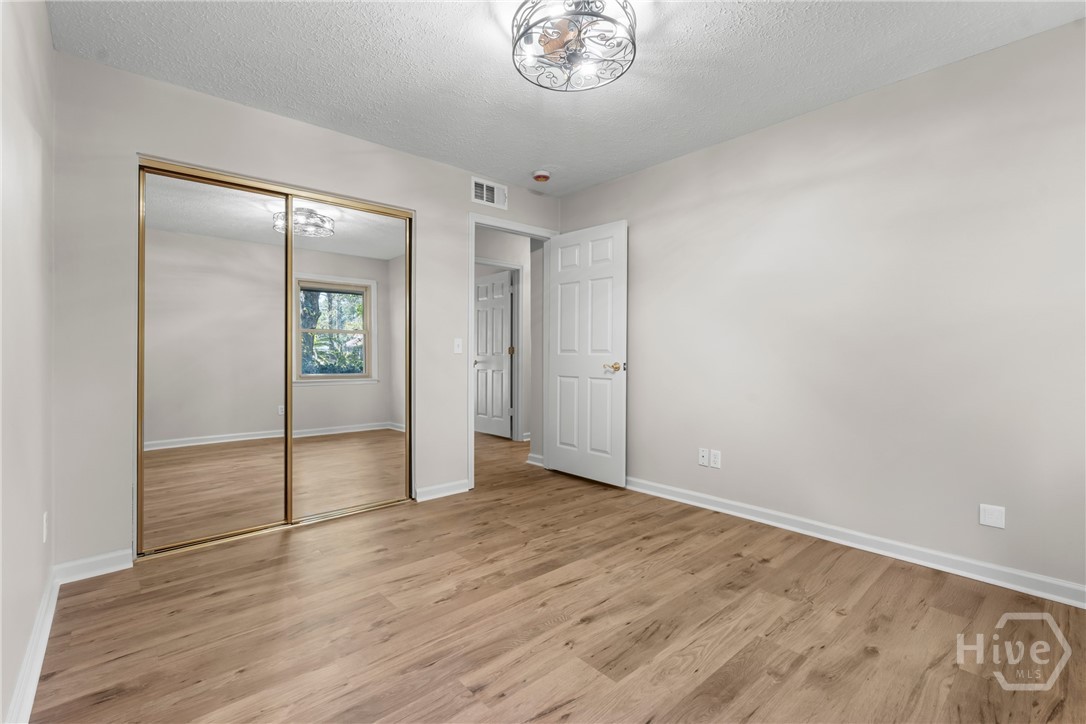 11401 Willis Drive