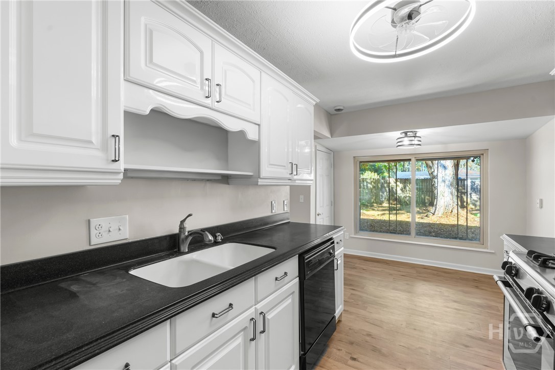 11401 Willis Drive