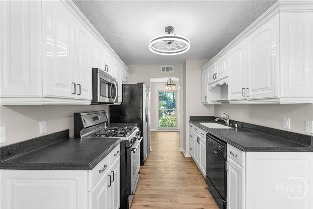 11401 Willis Drive