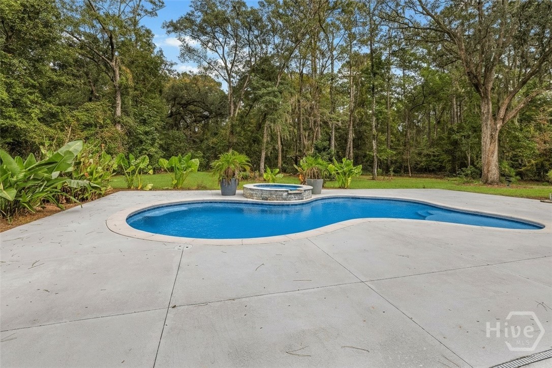 335 Buckland Hall Road