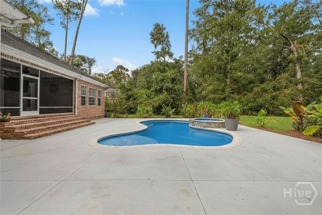 335 Buckland Hall Road