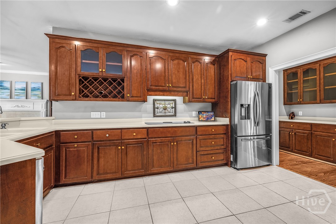 335 Buckland Hall Road