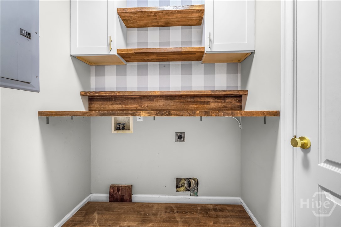 335 Buckland Hall Road