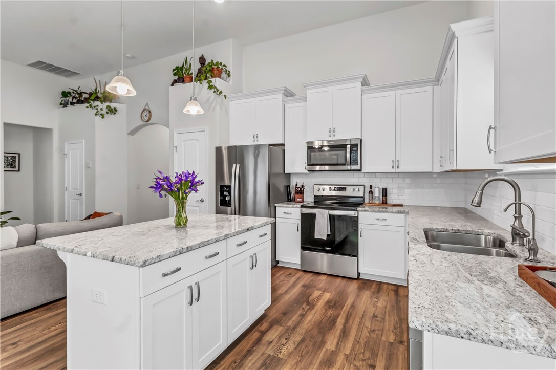 270 Sessile Oak Drive